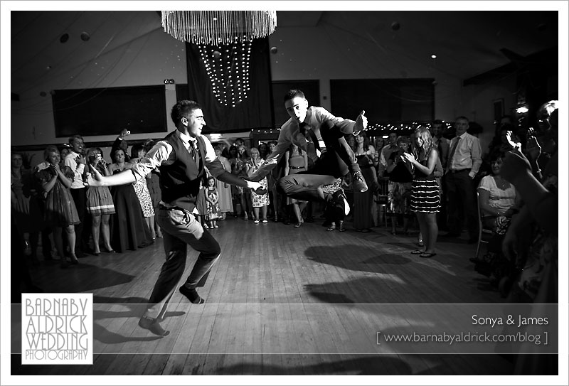Sonya & James by Barnaby Aldrick Wedding Photography © 2009 [Not to be reproduced without permission]