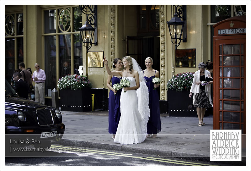 Louisa & Ben Wedding Photography by Barnaby Aldrick © 2009