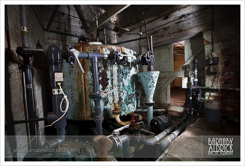 Urban Exploration in Leeds by Barnaby Aldrick photography © 2009 [Not to be reproduced without permission]