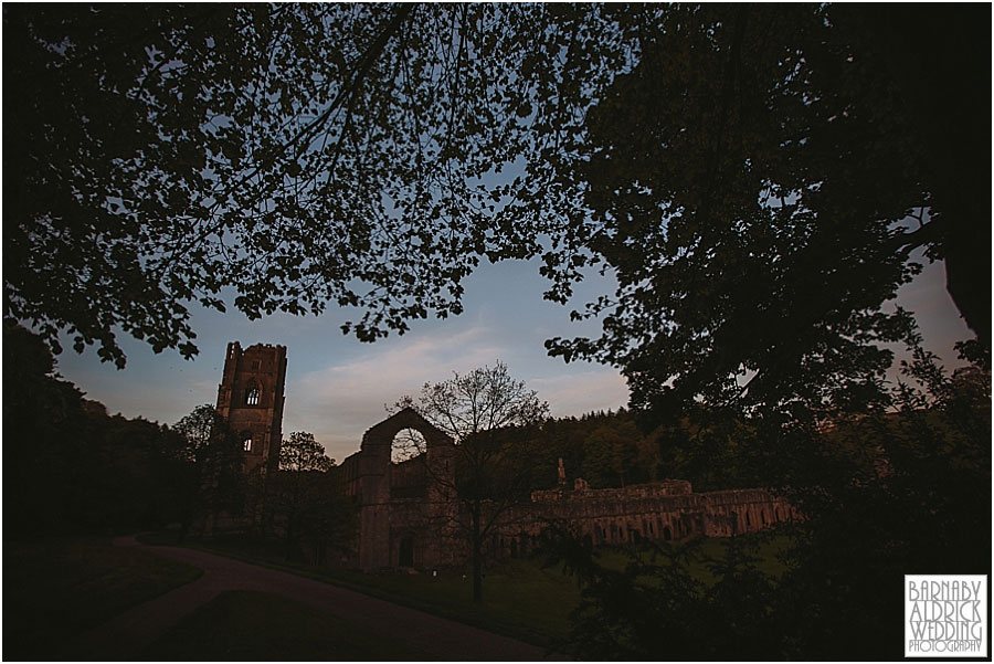 Fountains Abbey Wedding Photography 066.jpg