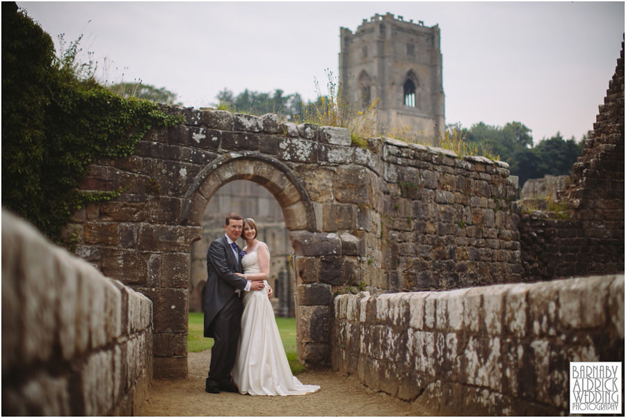 Fountains Abbey Wedding Photography 043.jpg