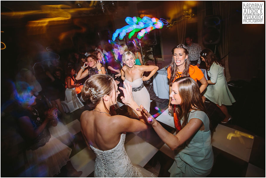 Bradford Golf Course wedding Photography,Bradford Wedding Photography,Yorkshire Wedding Photography,Yorkshire Wedding Photographer Barnaby Aldrick,