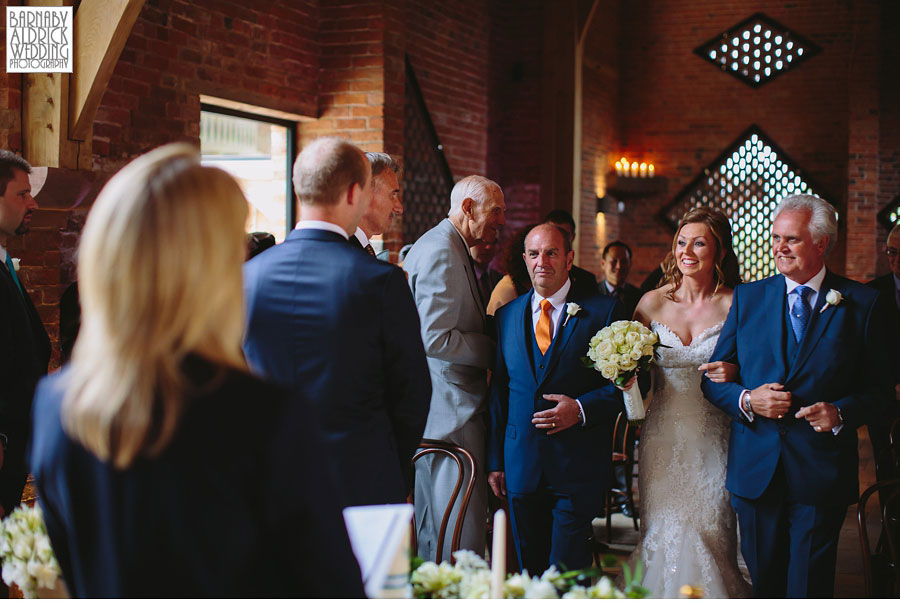 Shustoke Farm Barns Wedding Photography, Shustoke Barns Wedding Photographer, Cripps Barn Solihull Birmingham Wedding, 019