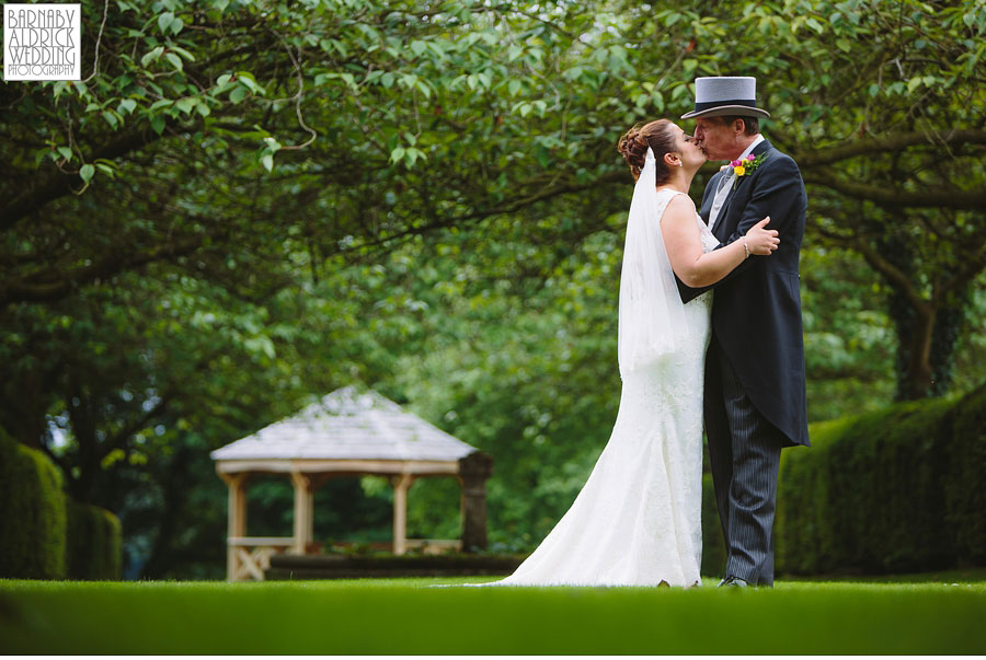 Hazlewood Castle Tadcaster Wedding Photography 040