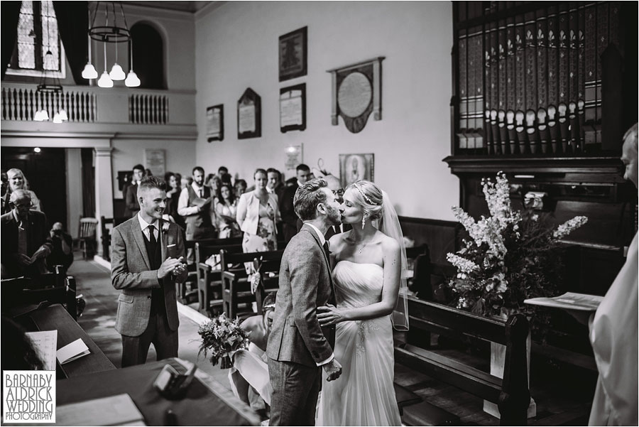 denton-hall-wharfedale-wedding-photography-036