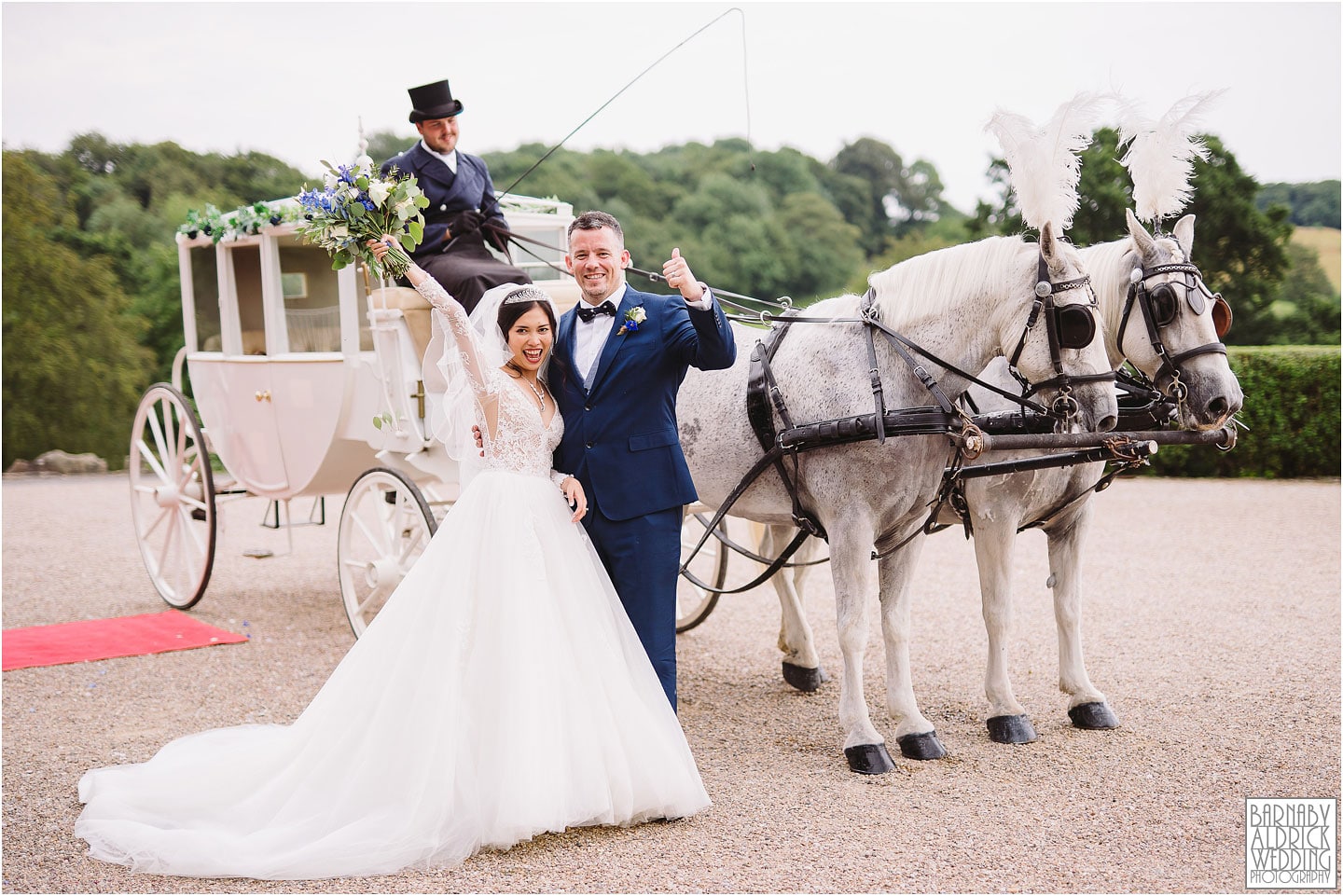 Wood Hall Bride groom horse and carriage wedding photo